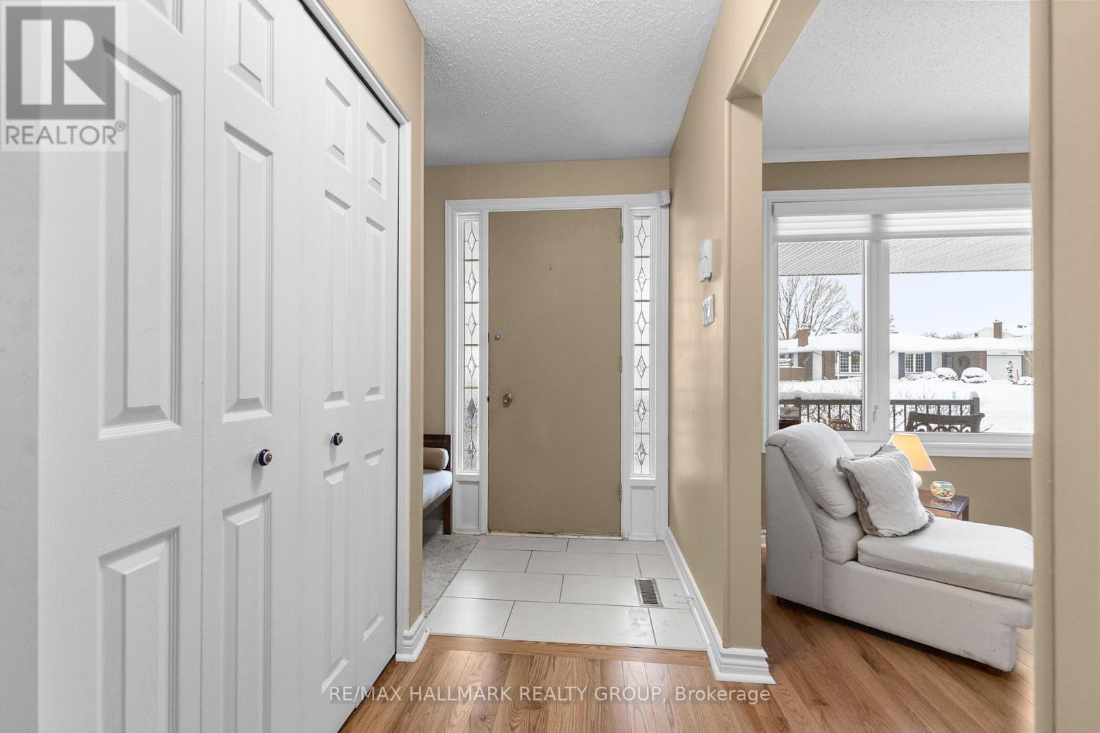 2143 Hubbard Crescent