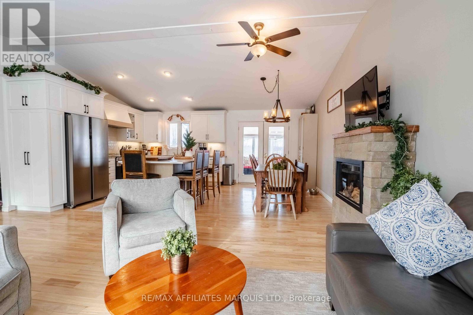 4239 County Rd 11 Road