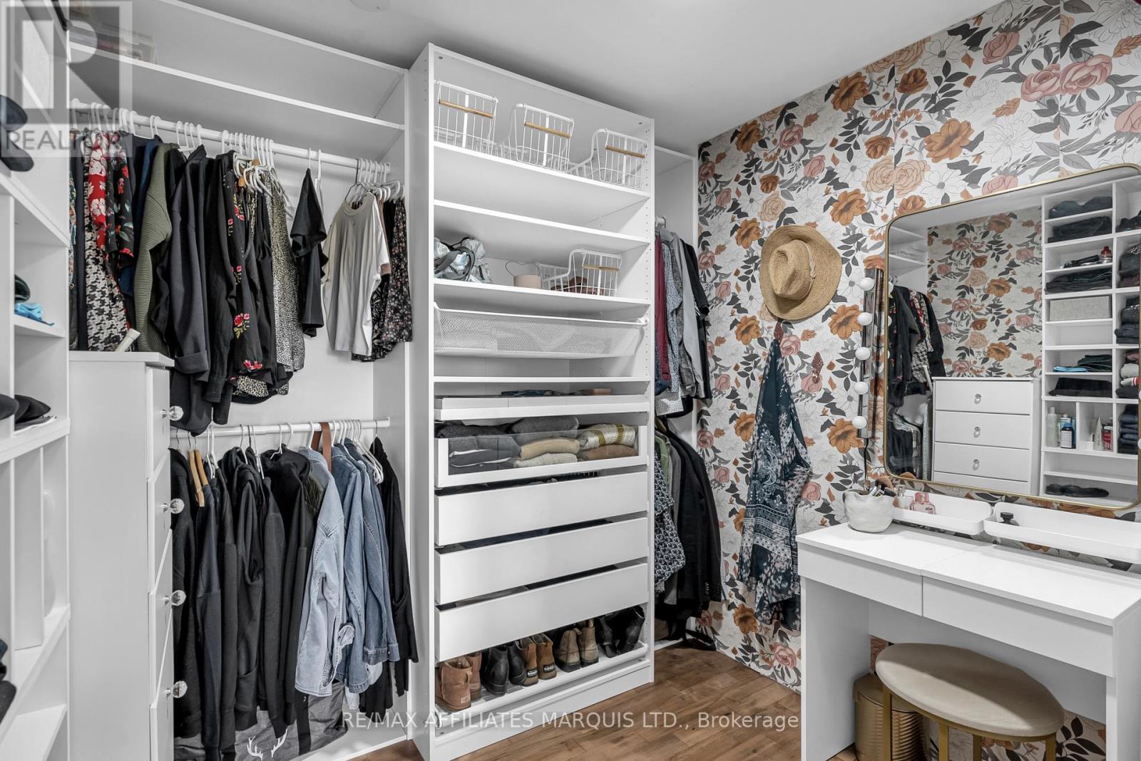 4239 County Rd 11 Road