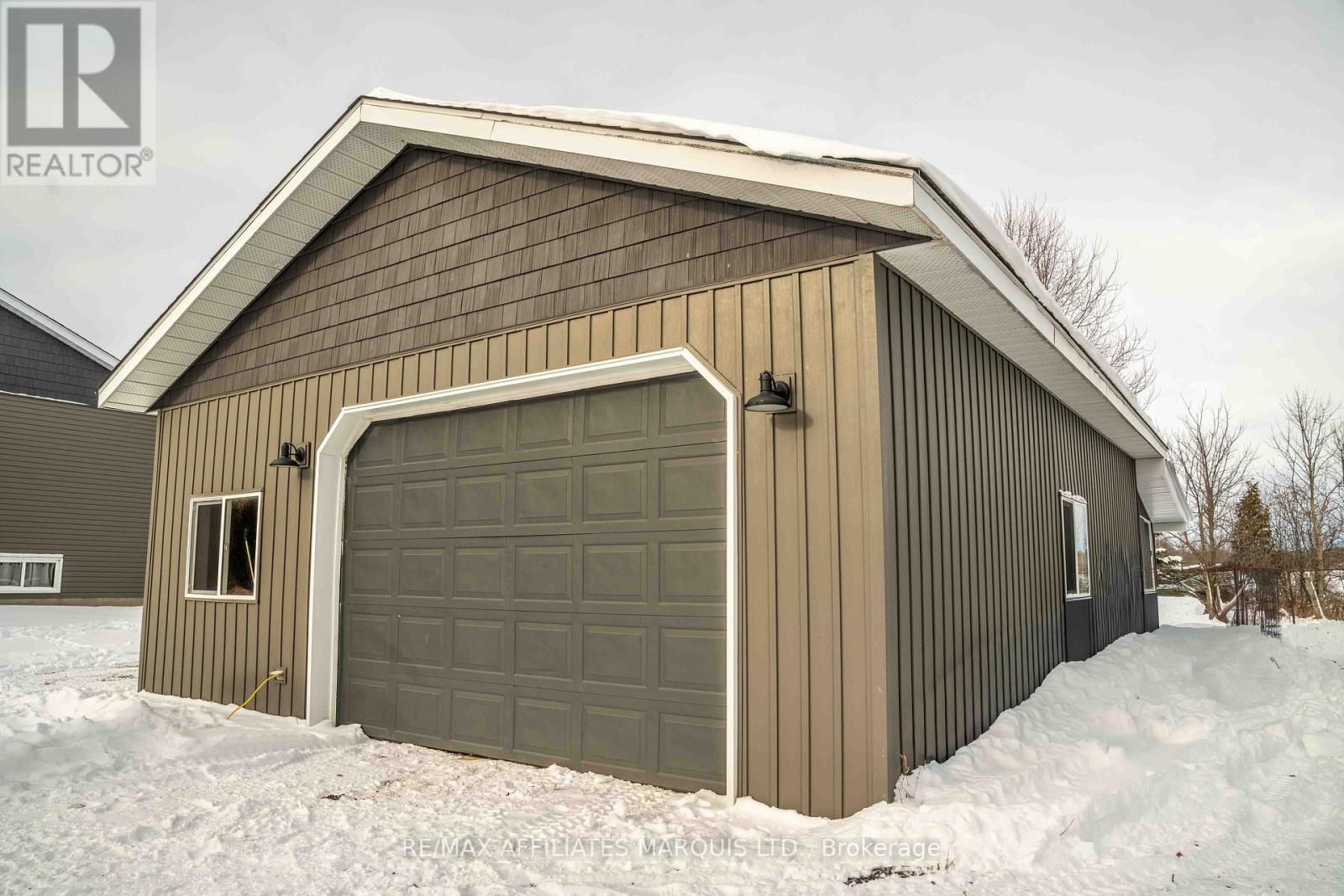 4239 County Rd 11 Road