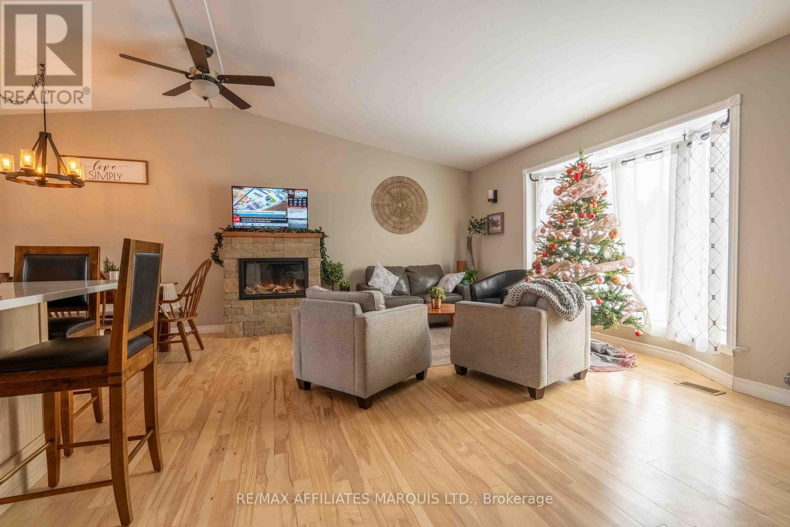 4239 County Rd 11 Road