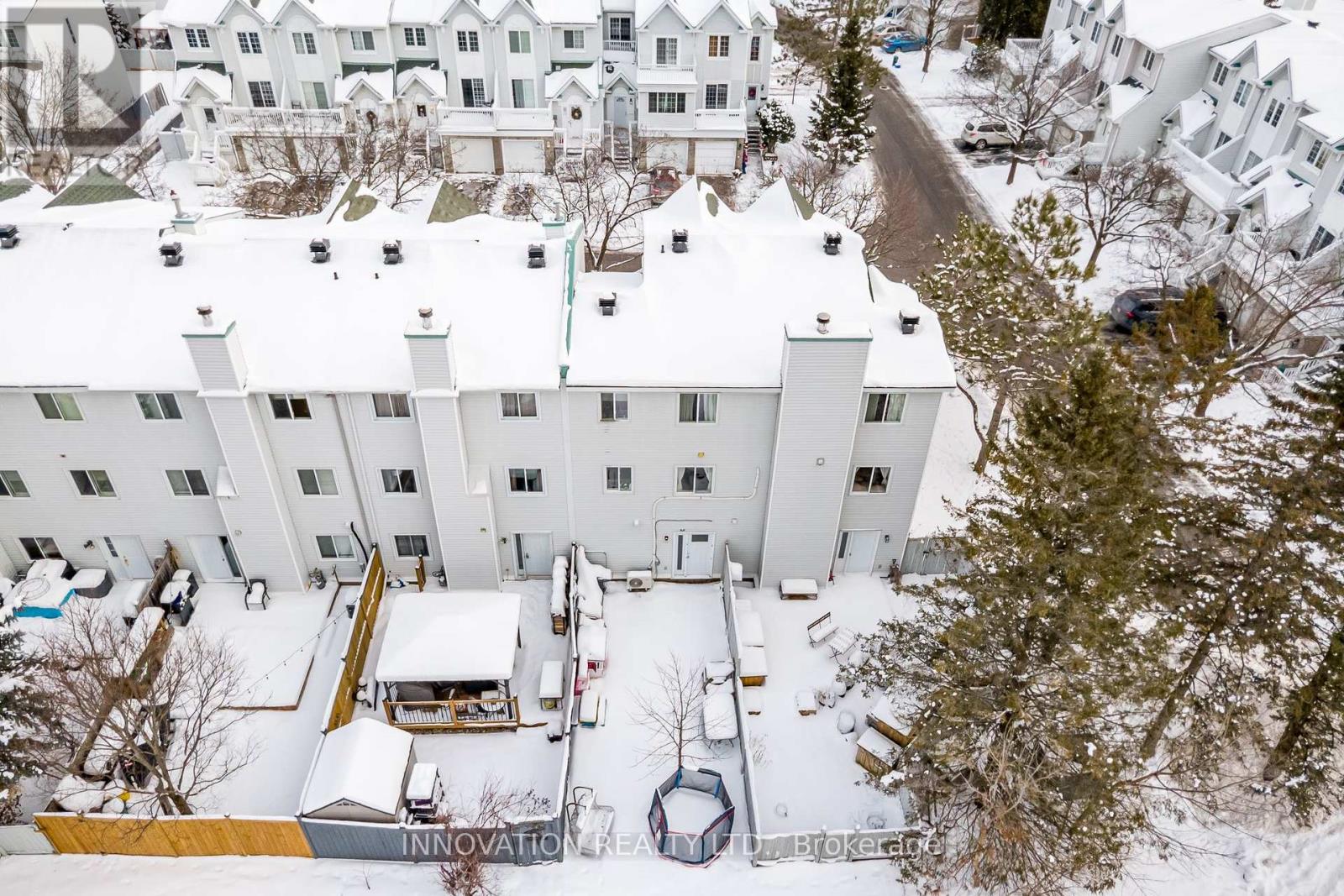 58 - 122 Castlegreen Private