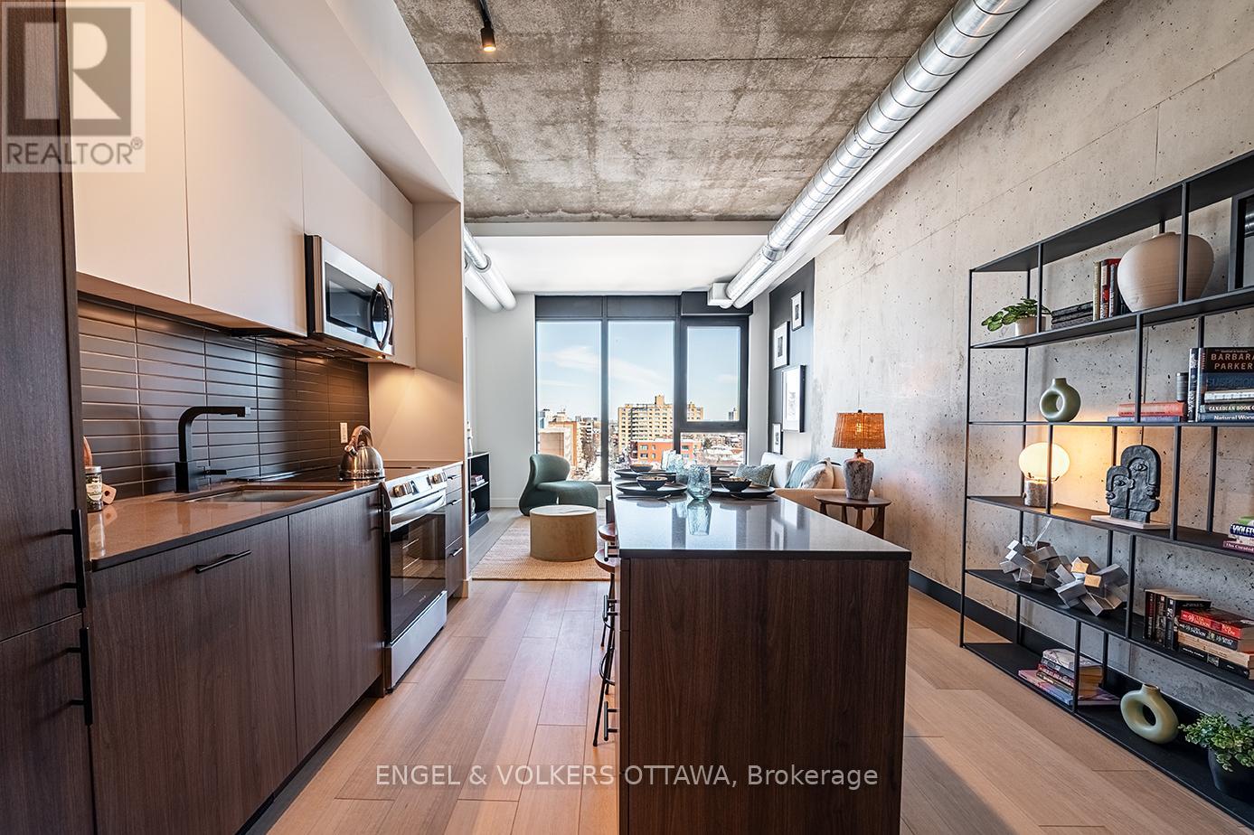 709 - 10 James Street