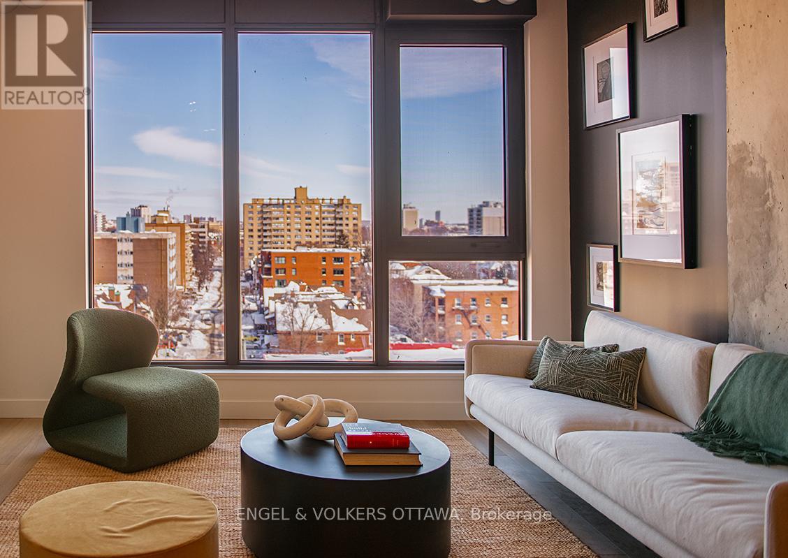 709 - 10 James Street