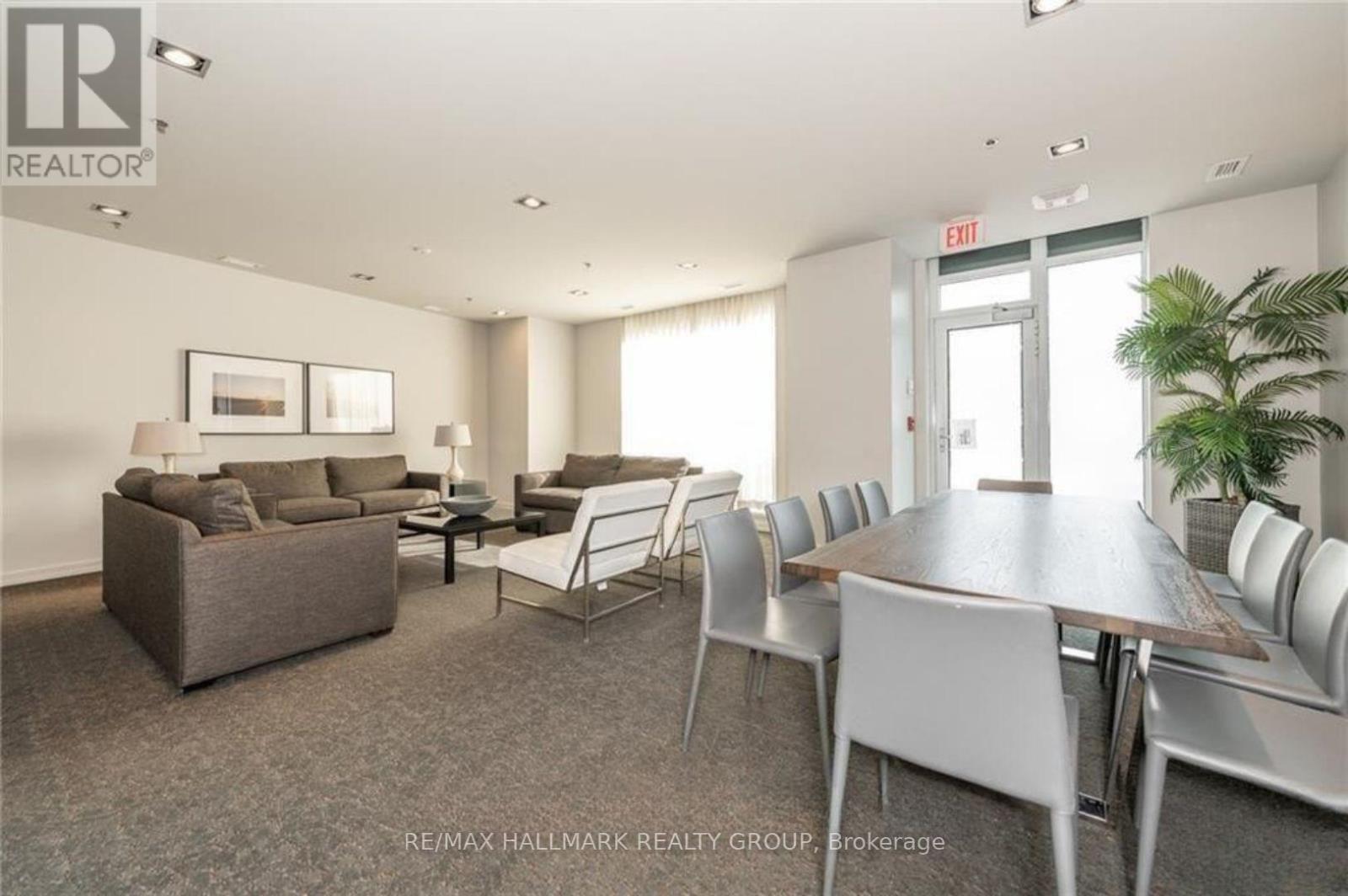 103 - 360 Patricia Avenue