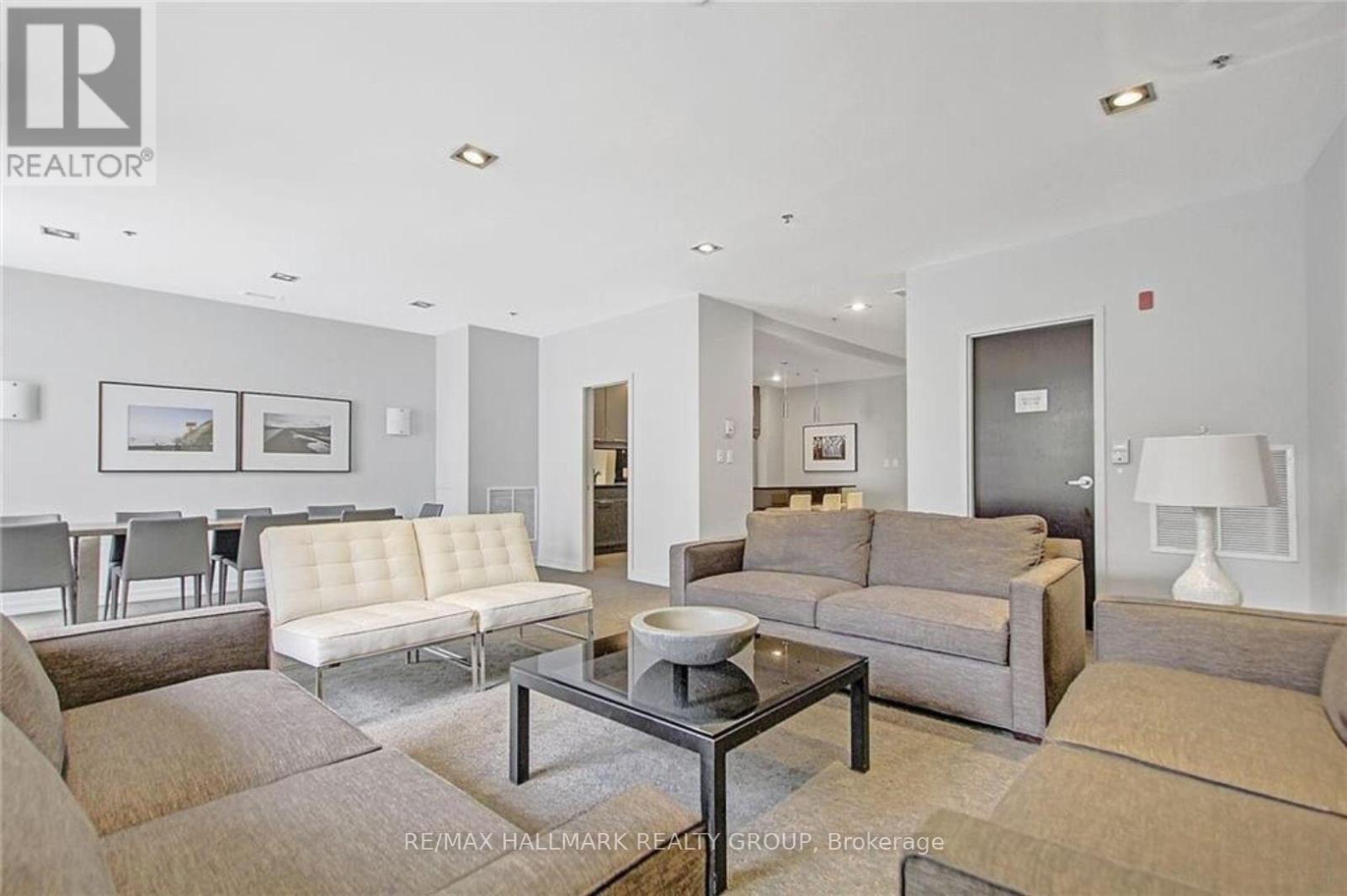 103 - 360 Patricia Avenue