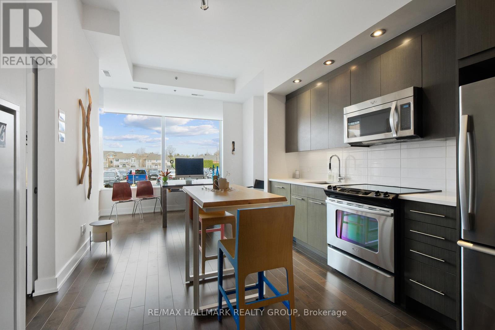 103 - 360 Patricia Avenue