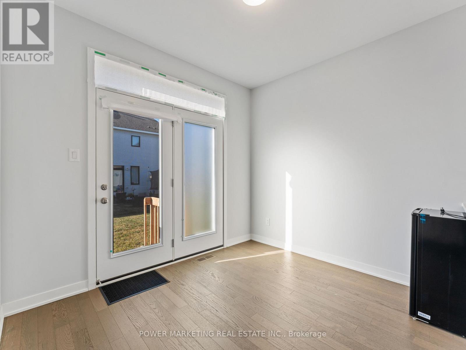 1017 Curraglass Walk