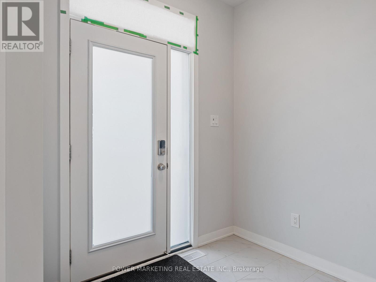 1017 Curraglass Walk