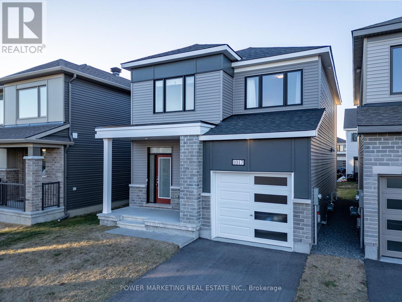 1017 Curraglass Walk