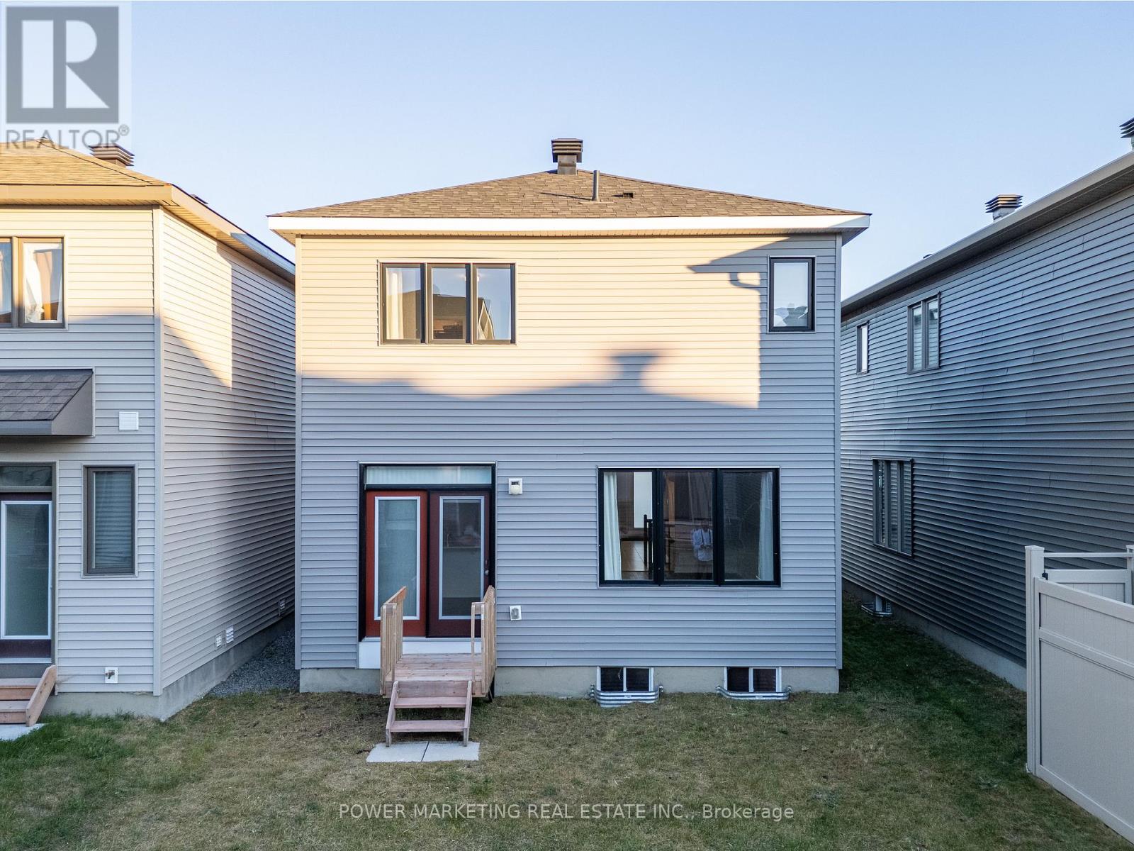 1017 Curraglass Walk