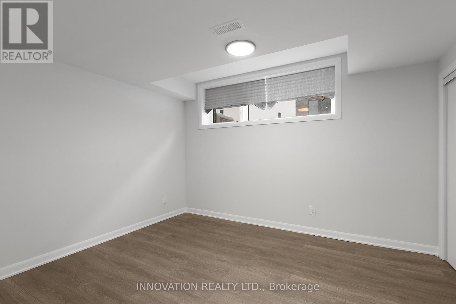 32 - 301 Glenroy Gilbert Drive