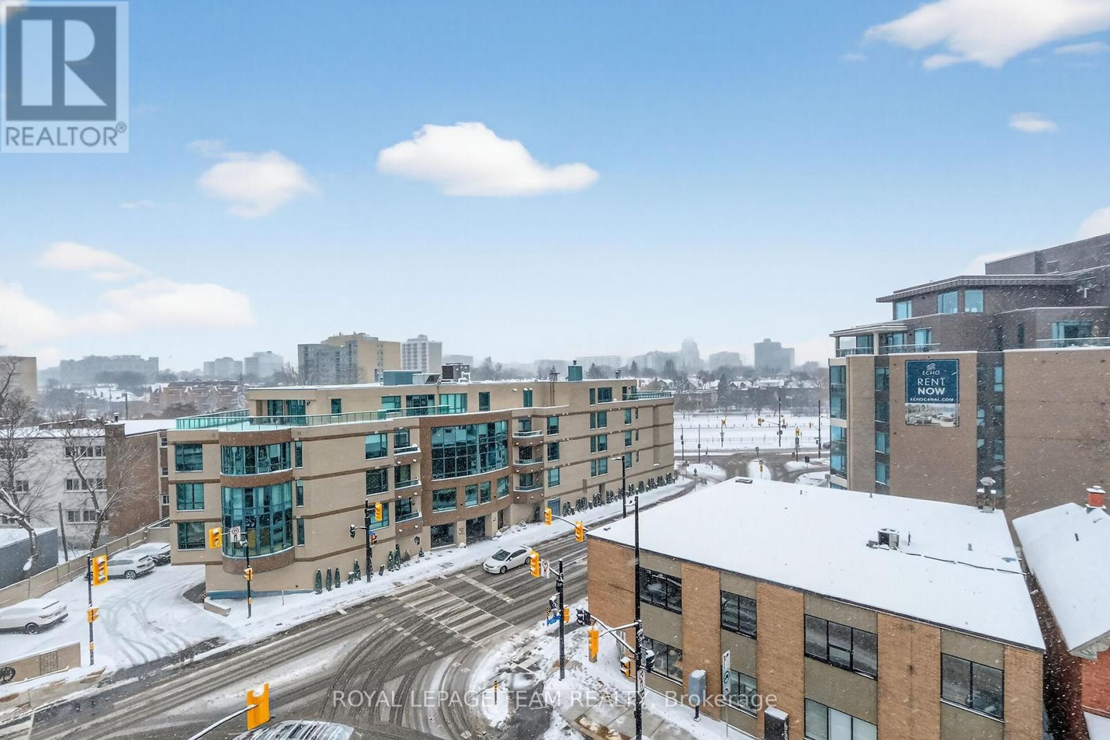 306 - 29 Main Street