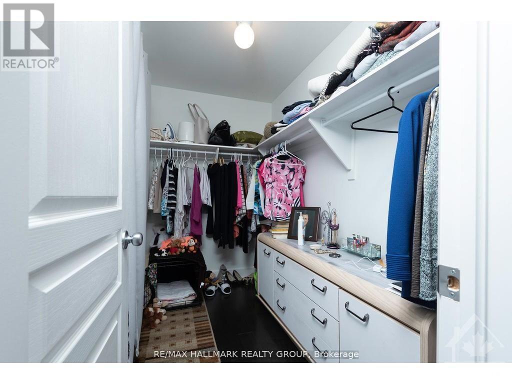 10 - 340 Tribeca Private