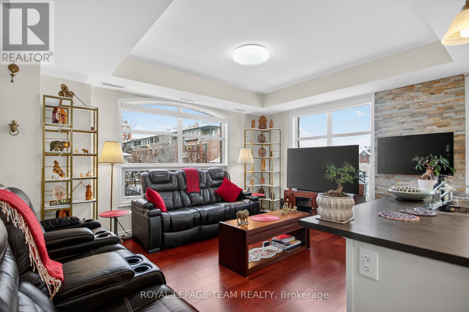 101 - 351 Bayrose Drive