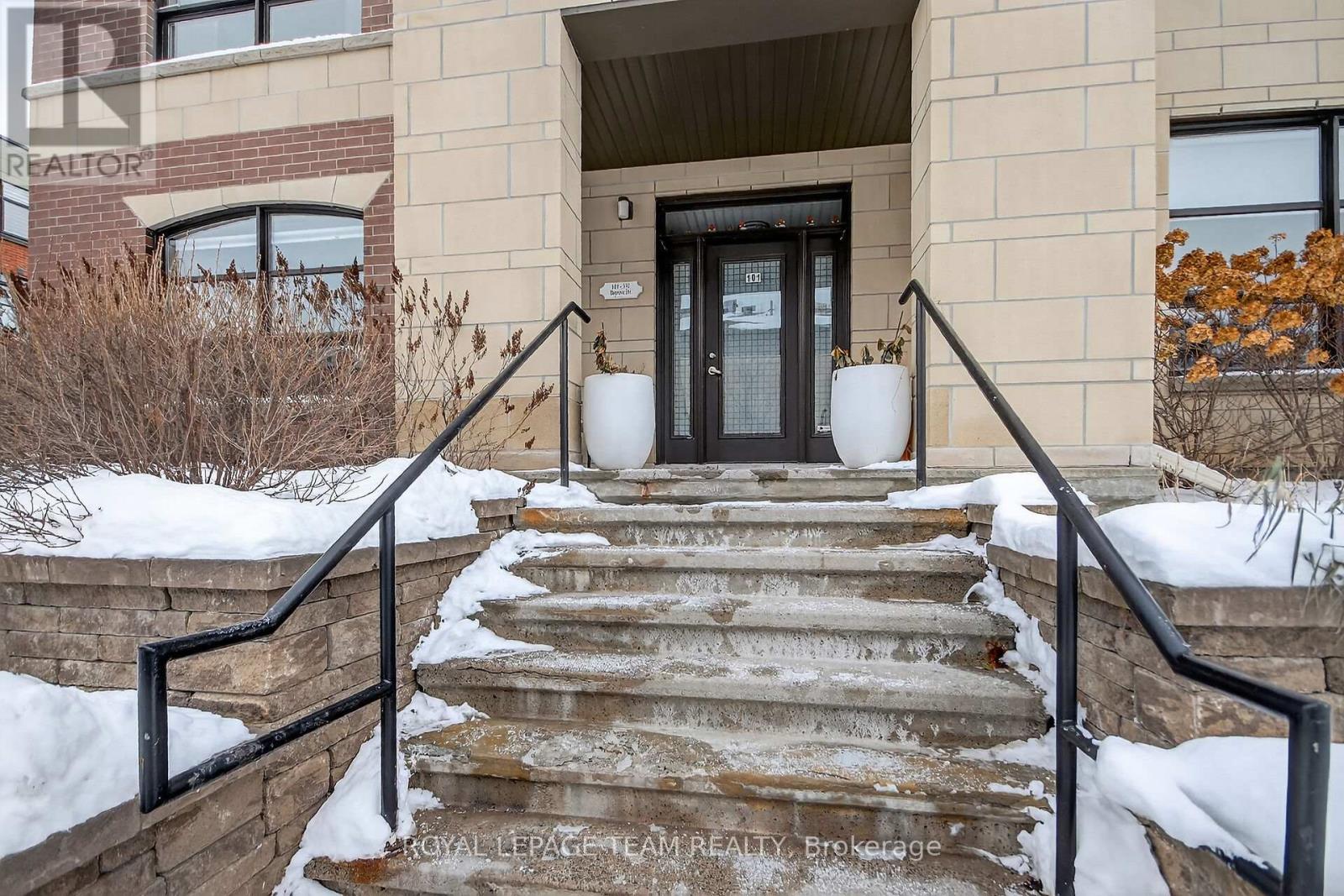 101 - 351 Bayrose Drive