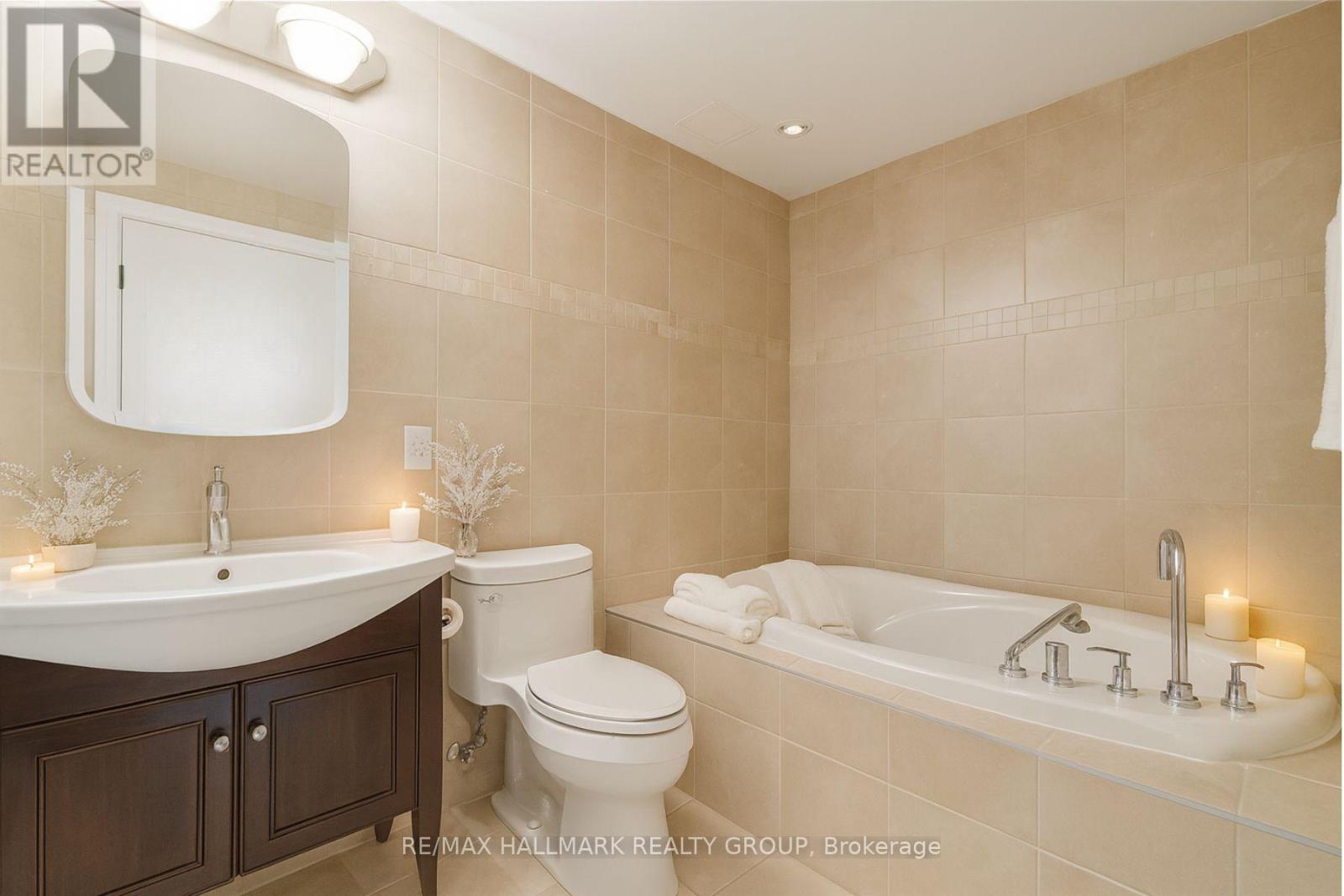 1301 - 90 George Street