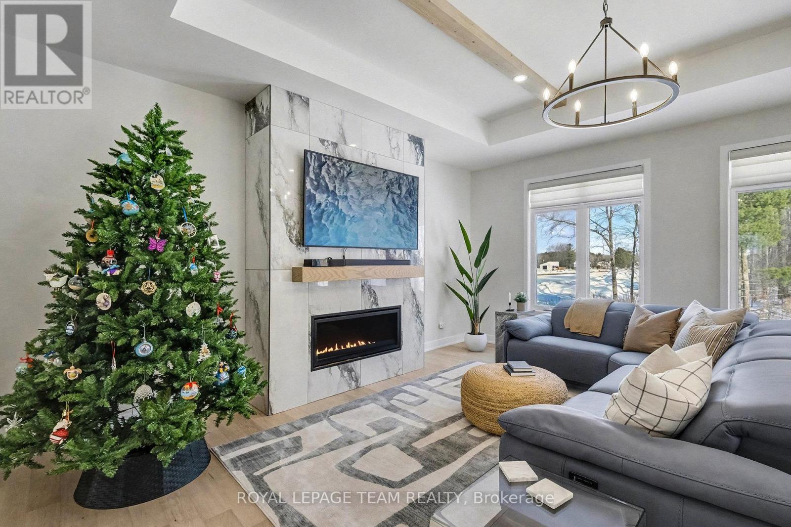 1685 Trizisky Street