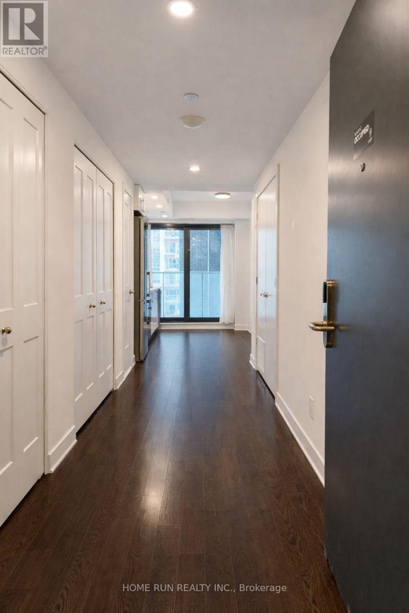 1411 - 180 George Street