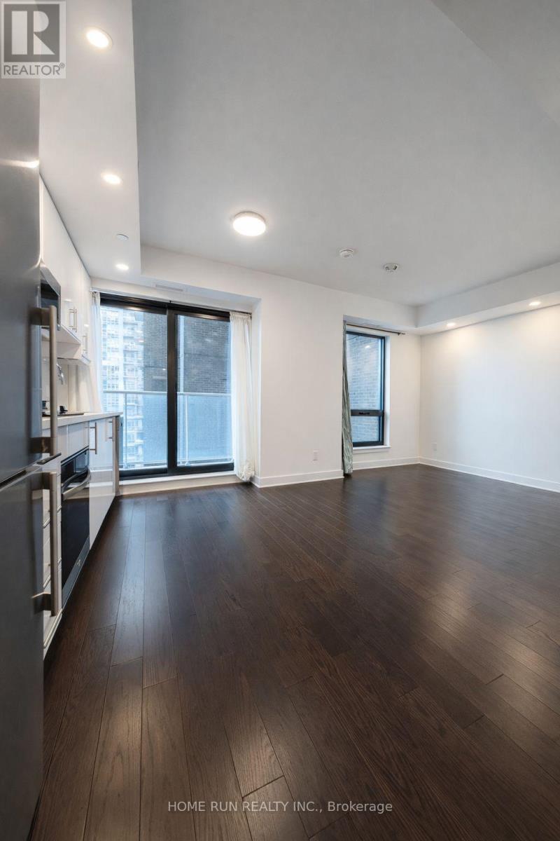 1411 - 180 George Street