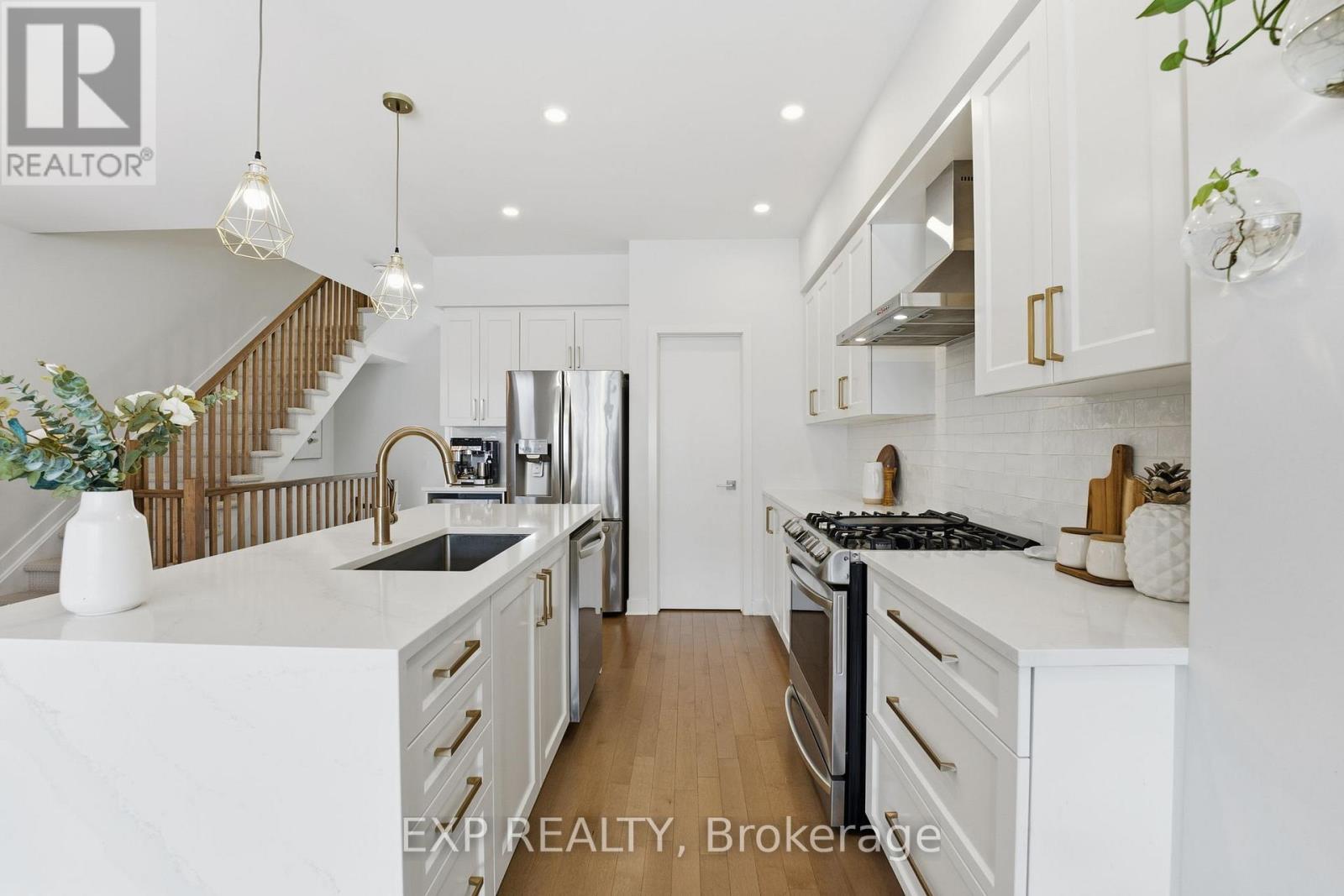 687 Capricorn Circle