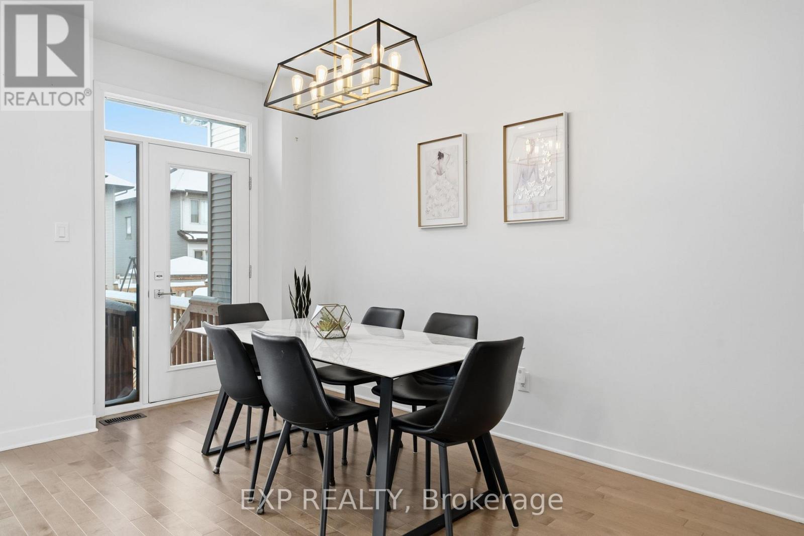 687 Capricorn Circle