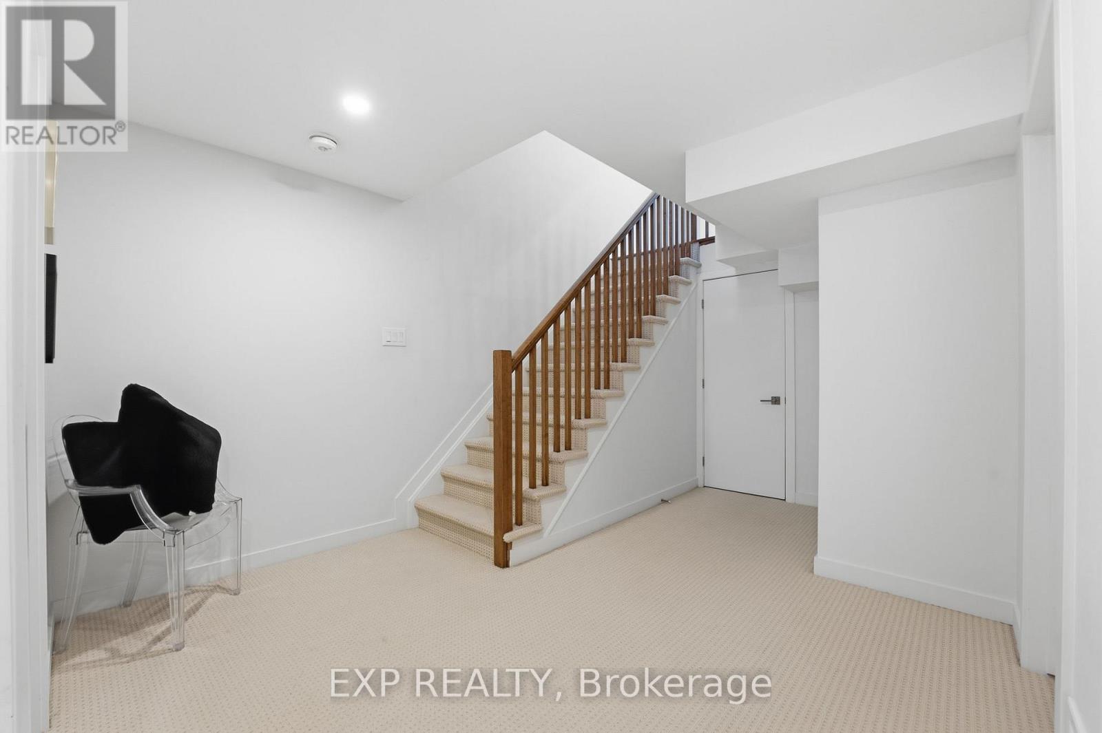 687 Capricorn Circle