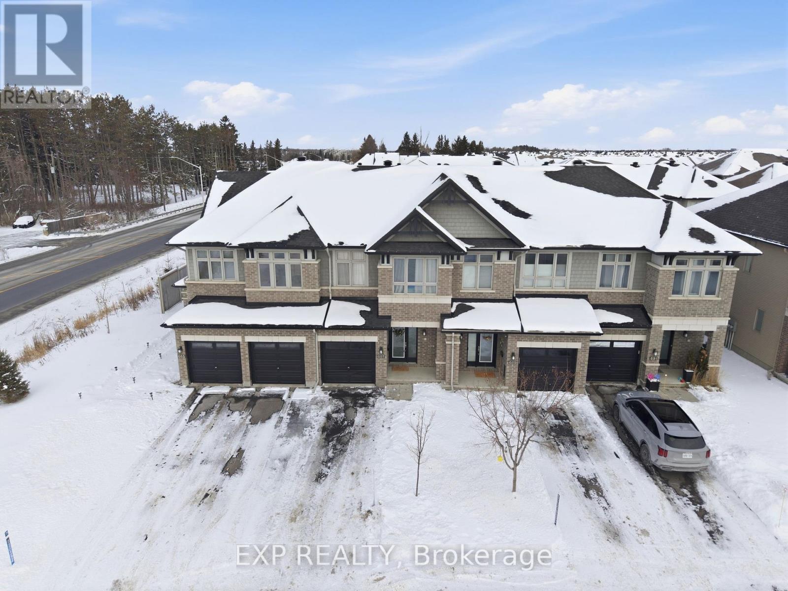 687 Capricorn Circle