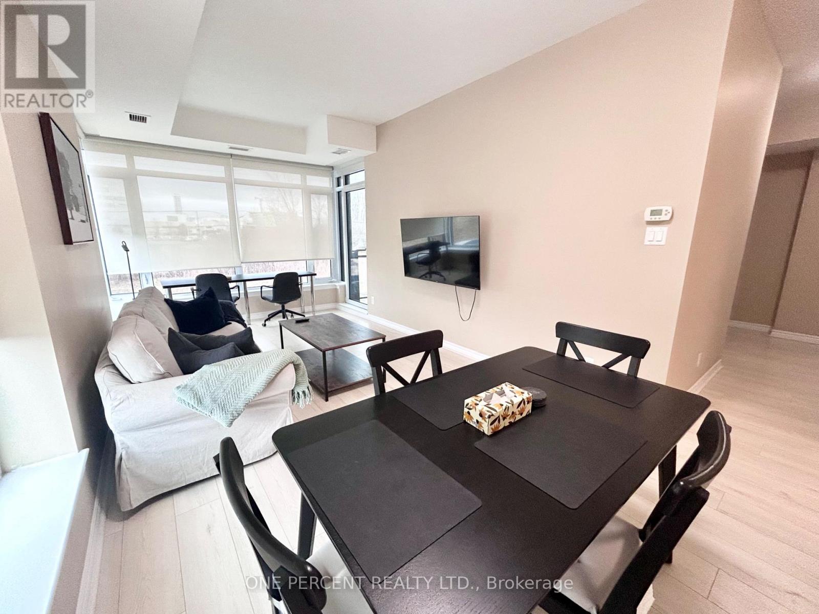 201 - 100 Roger Guindon Avenue