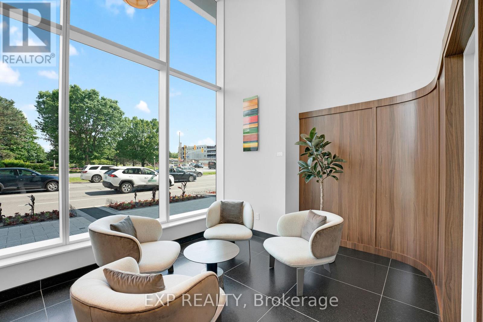 3406 - 805 Carling Avenue