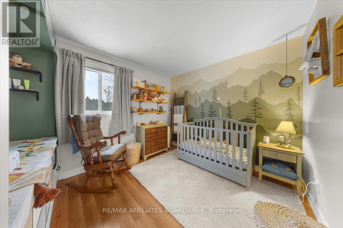 1146 Grenoble Crescent