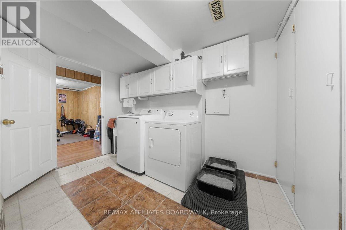 1146 Grenoble Crescent