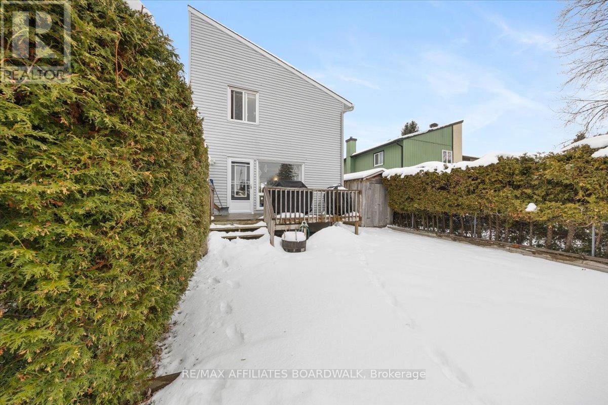 1146 Grenoble Crescent