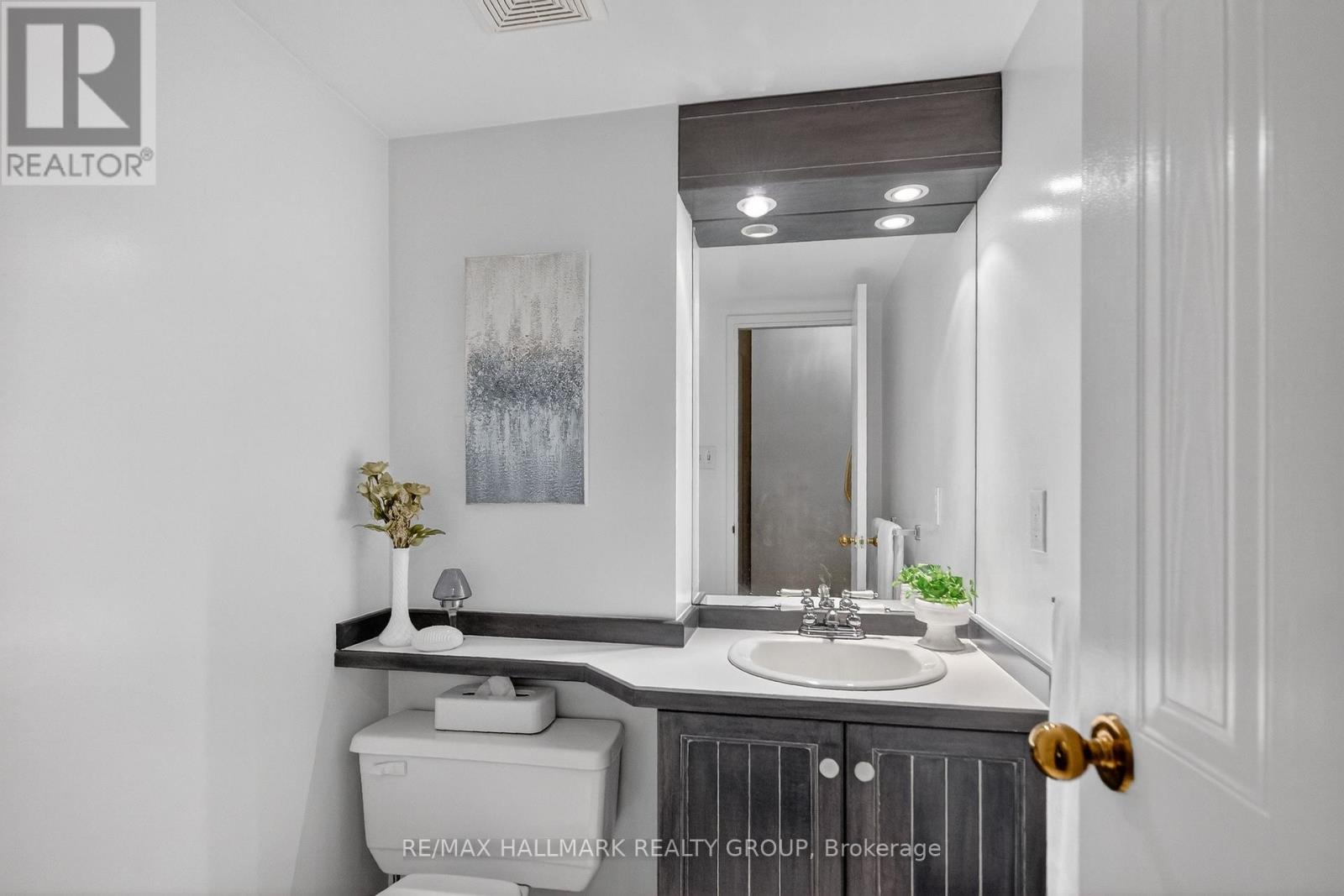 617 - 80 Sandcastle Drive