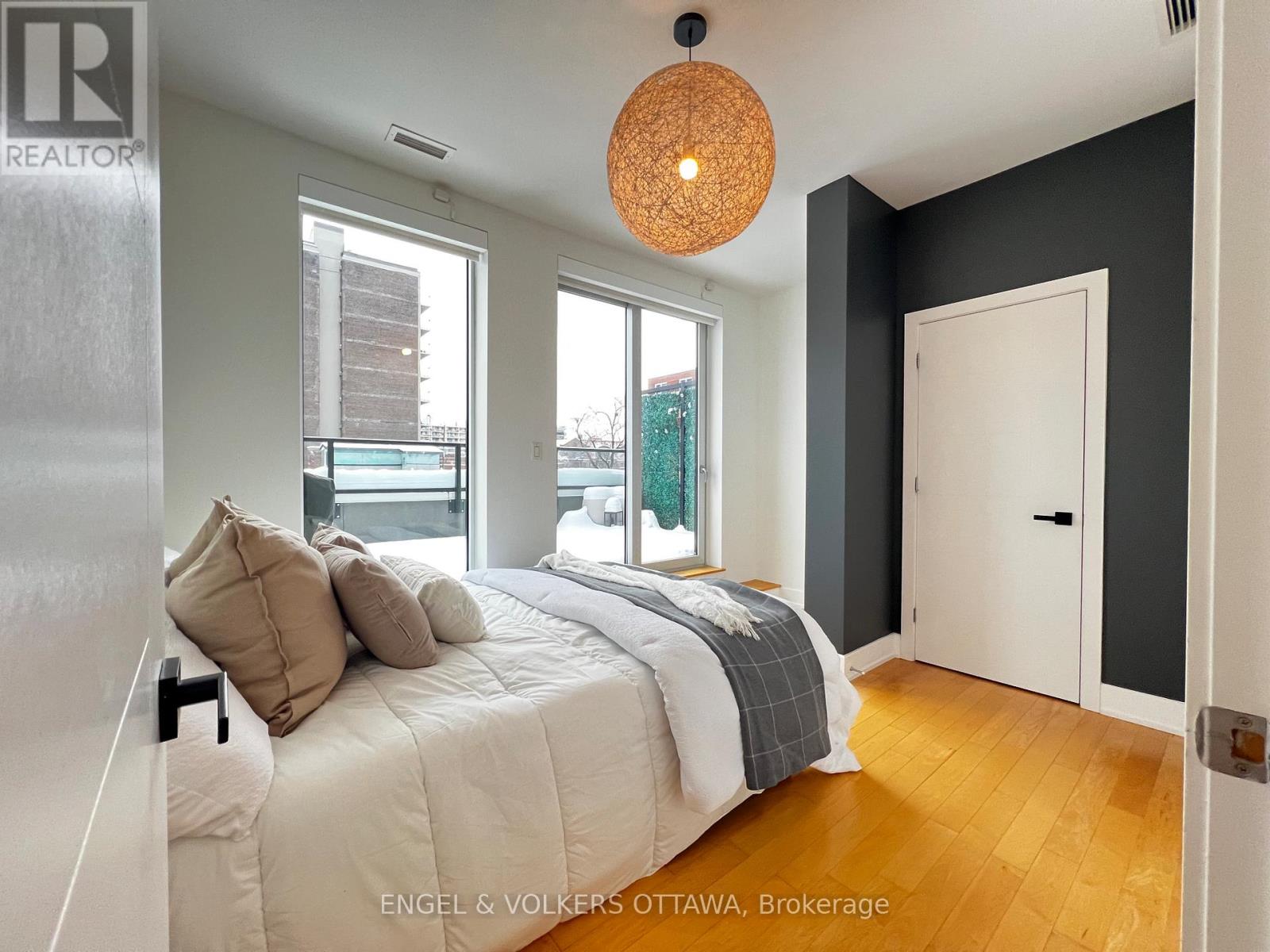 218 - 197 Lisgar Street