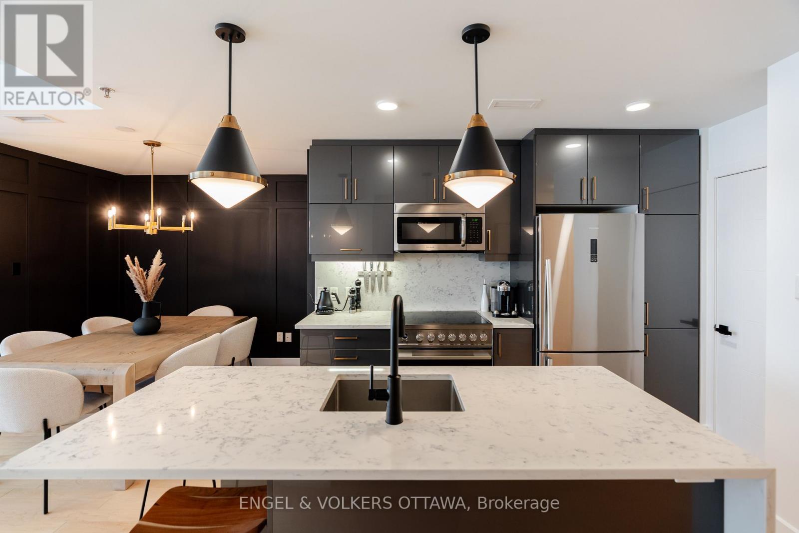 218 - 197 Lisgar Street