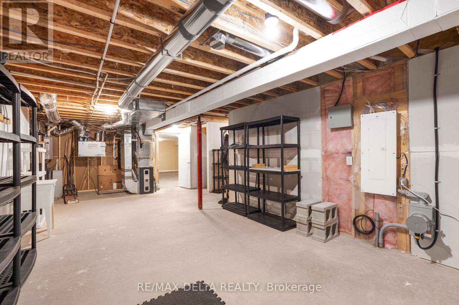 258 De L'étang Street