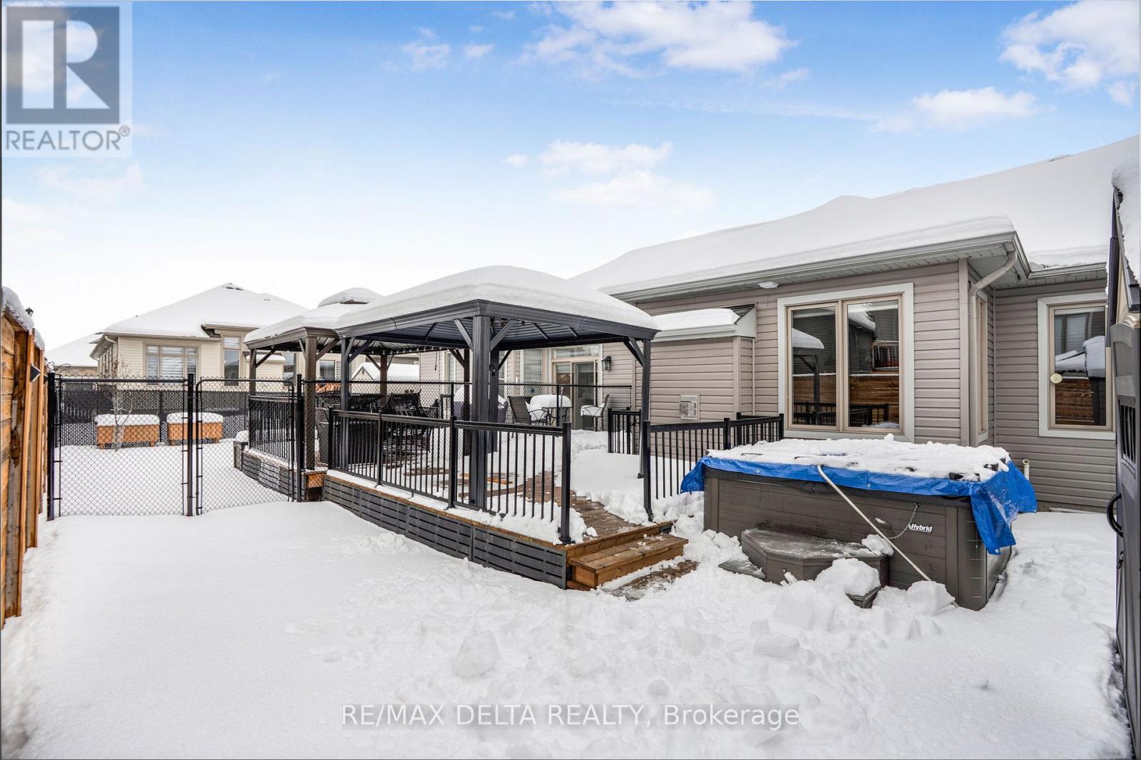 258 De L'étang Street