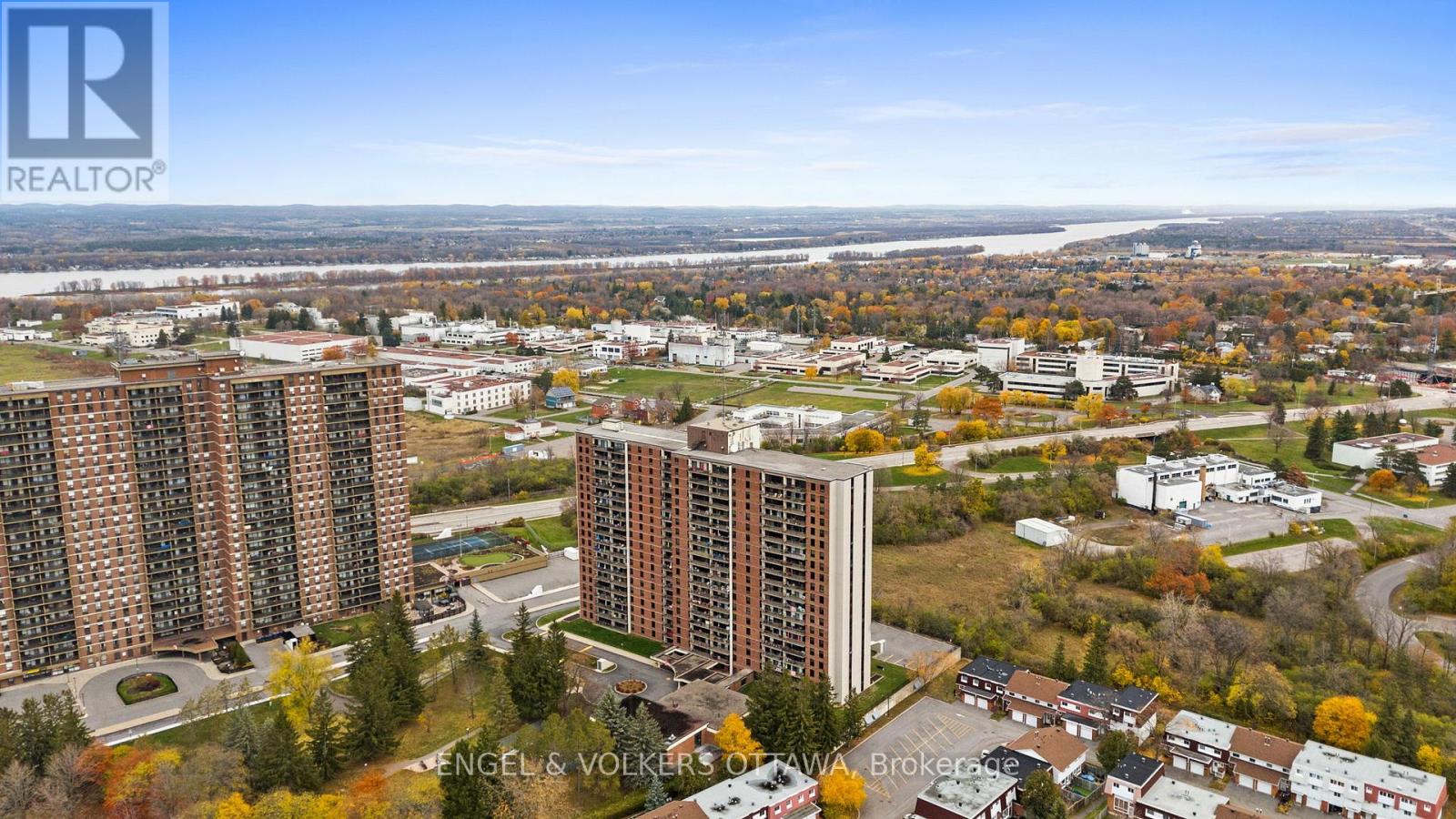 2001 - 665 Bathgate Drive