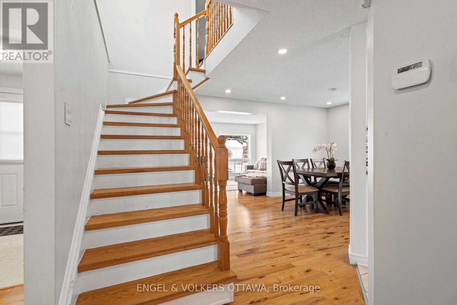 2060 Gardenway Drive