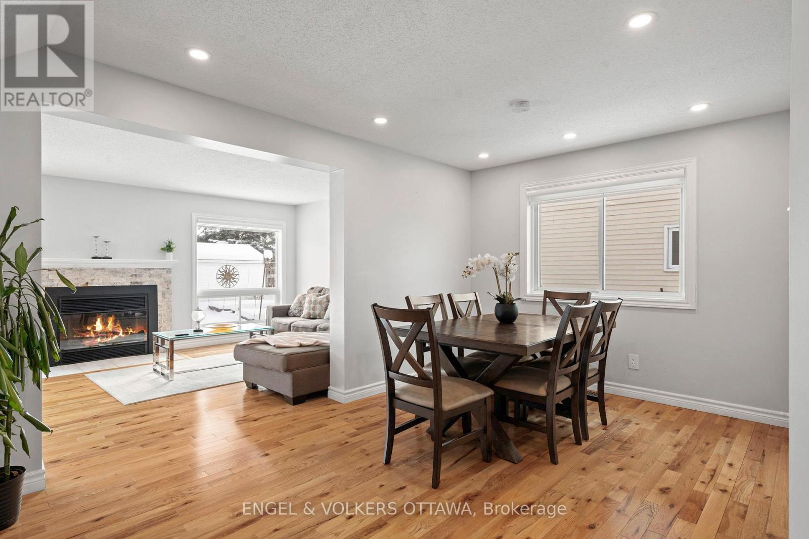 2060 Gardenway Drive