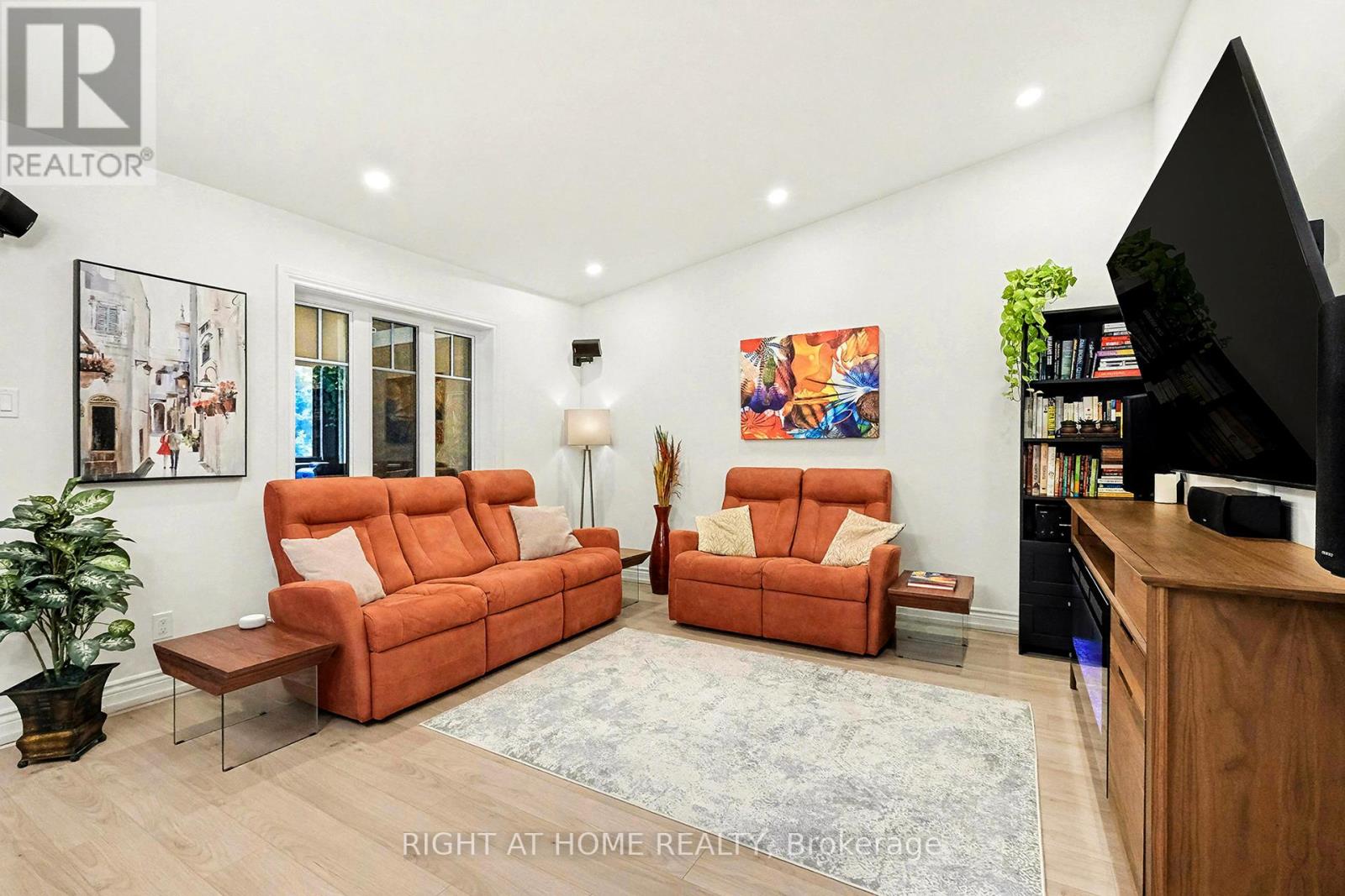 606 - 115 St.moritz Trail