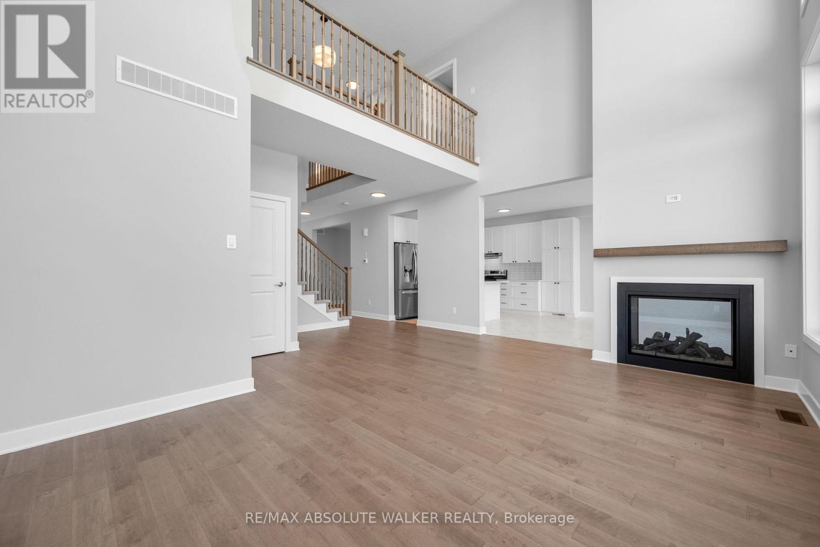 584 Paakanaak Avenue