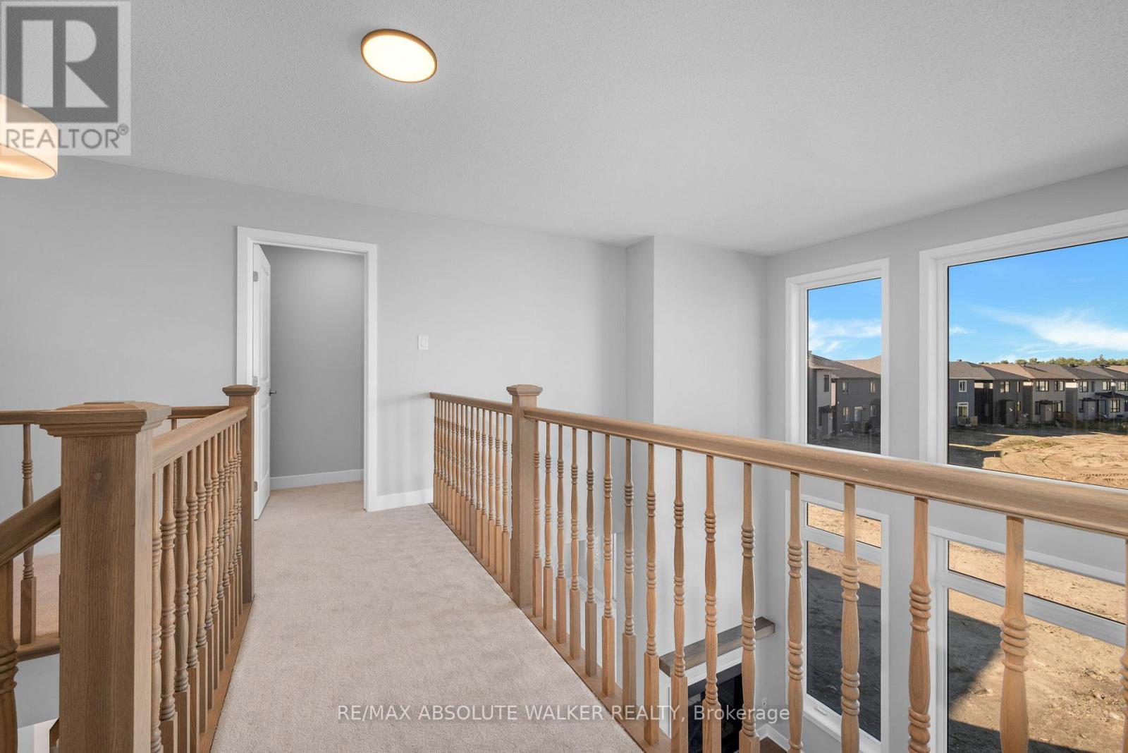 584 Paakanaak Avenue