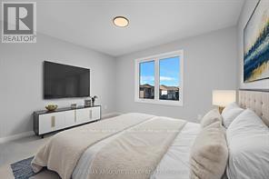 584 Paakanaak Avenue