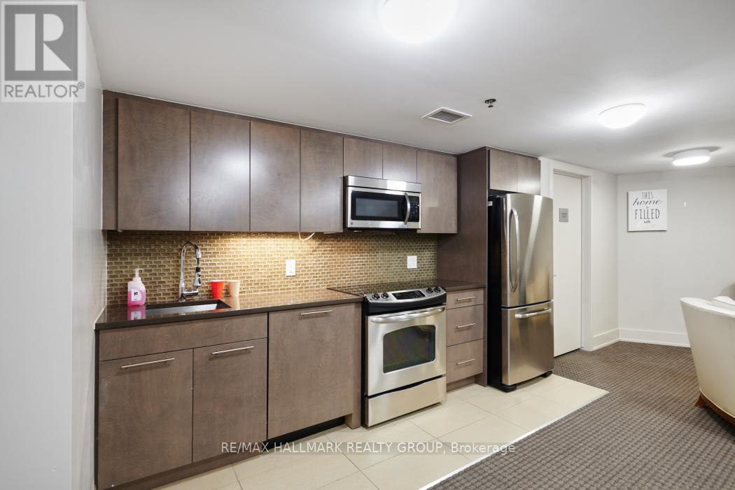 804 - 108 Richmond Road