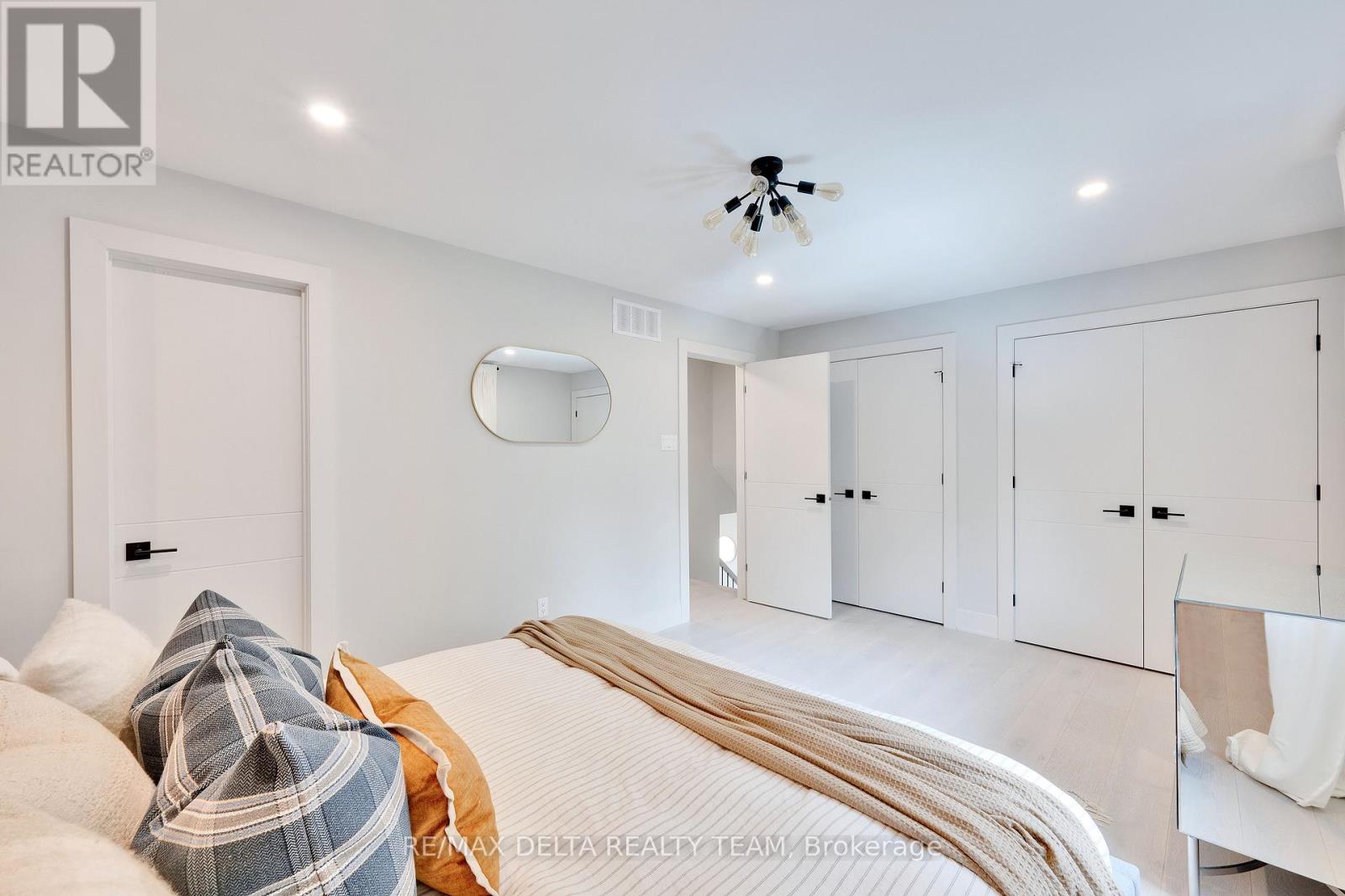 2556 Gravelle Crescent