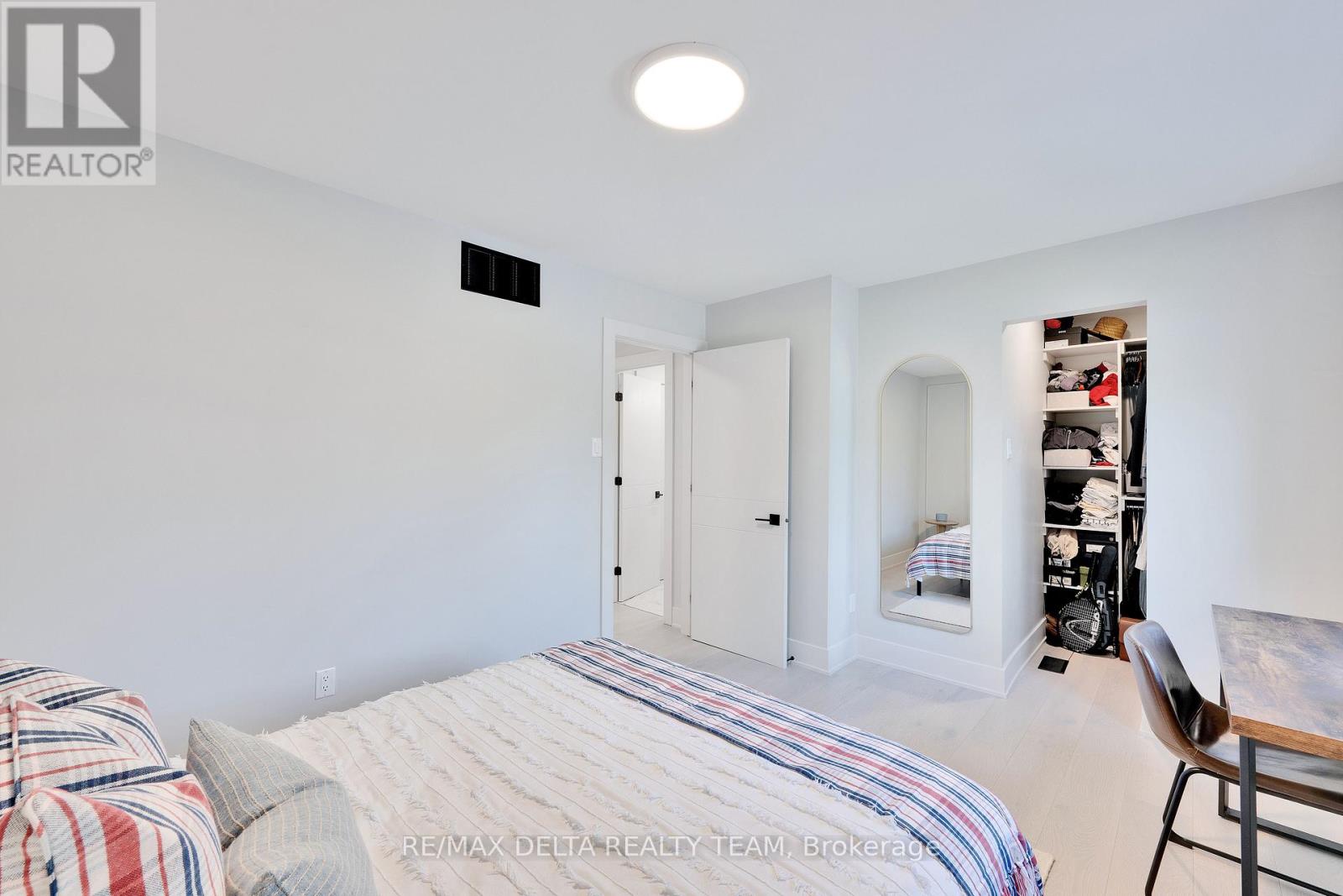 2556 Gravelle Crescent