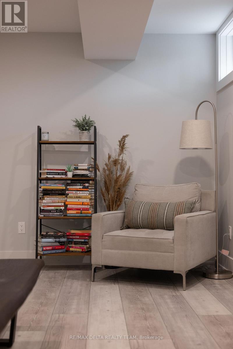 2556 Gravelle Crescent