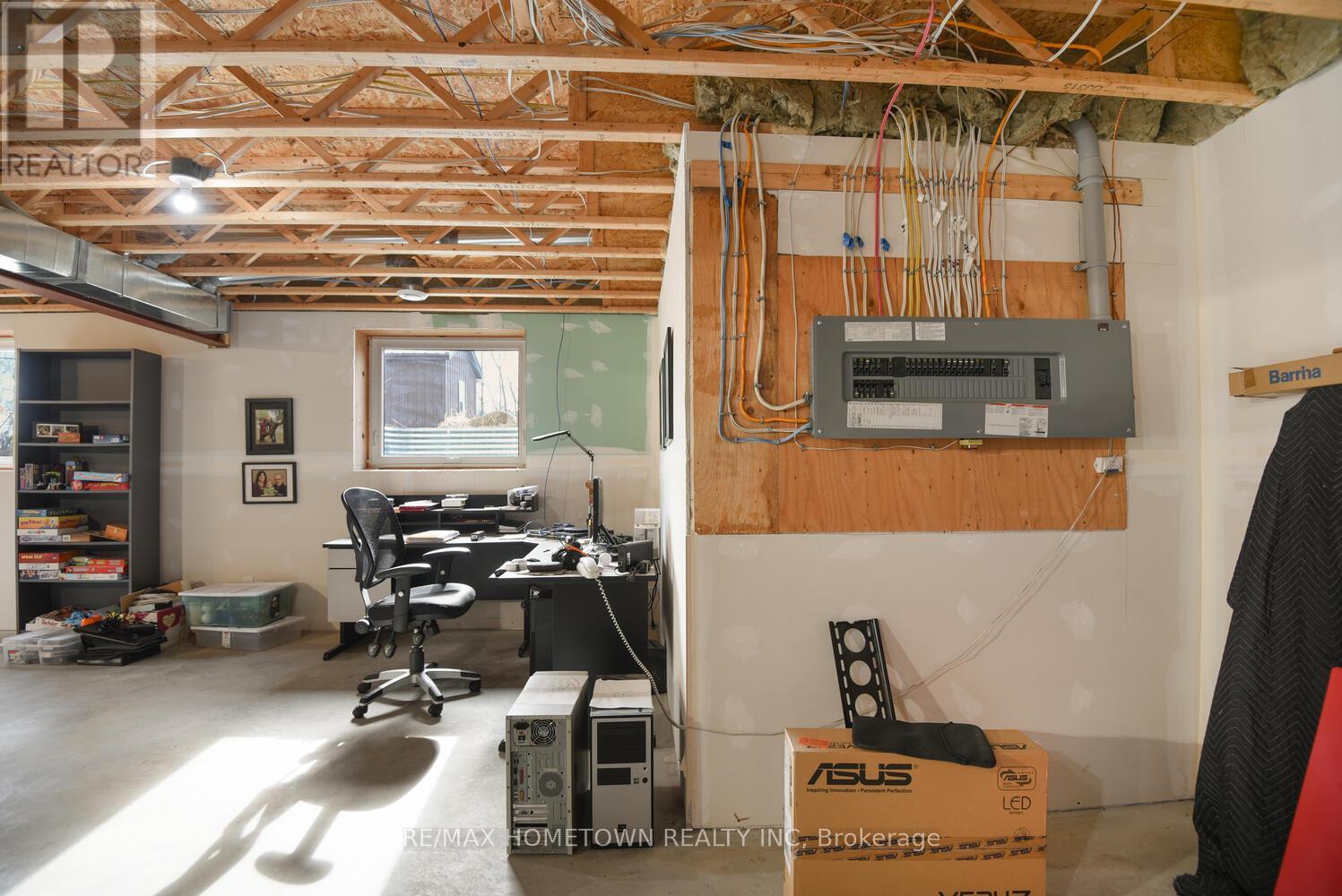 9145 County Road 6 Road